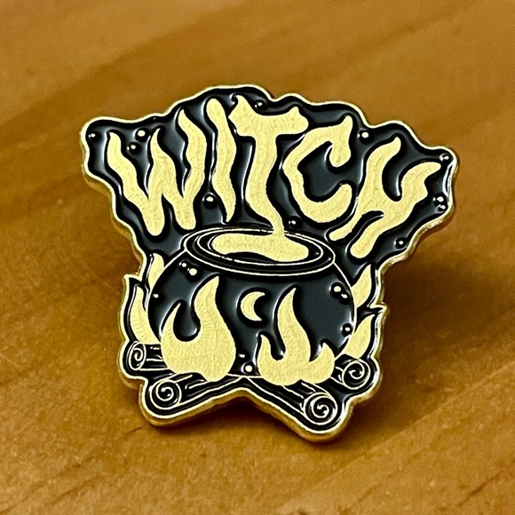 Witch Cauldron Enamel Pin - Picture 3 of 7